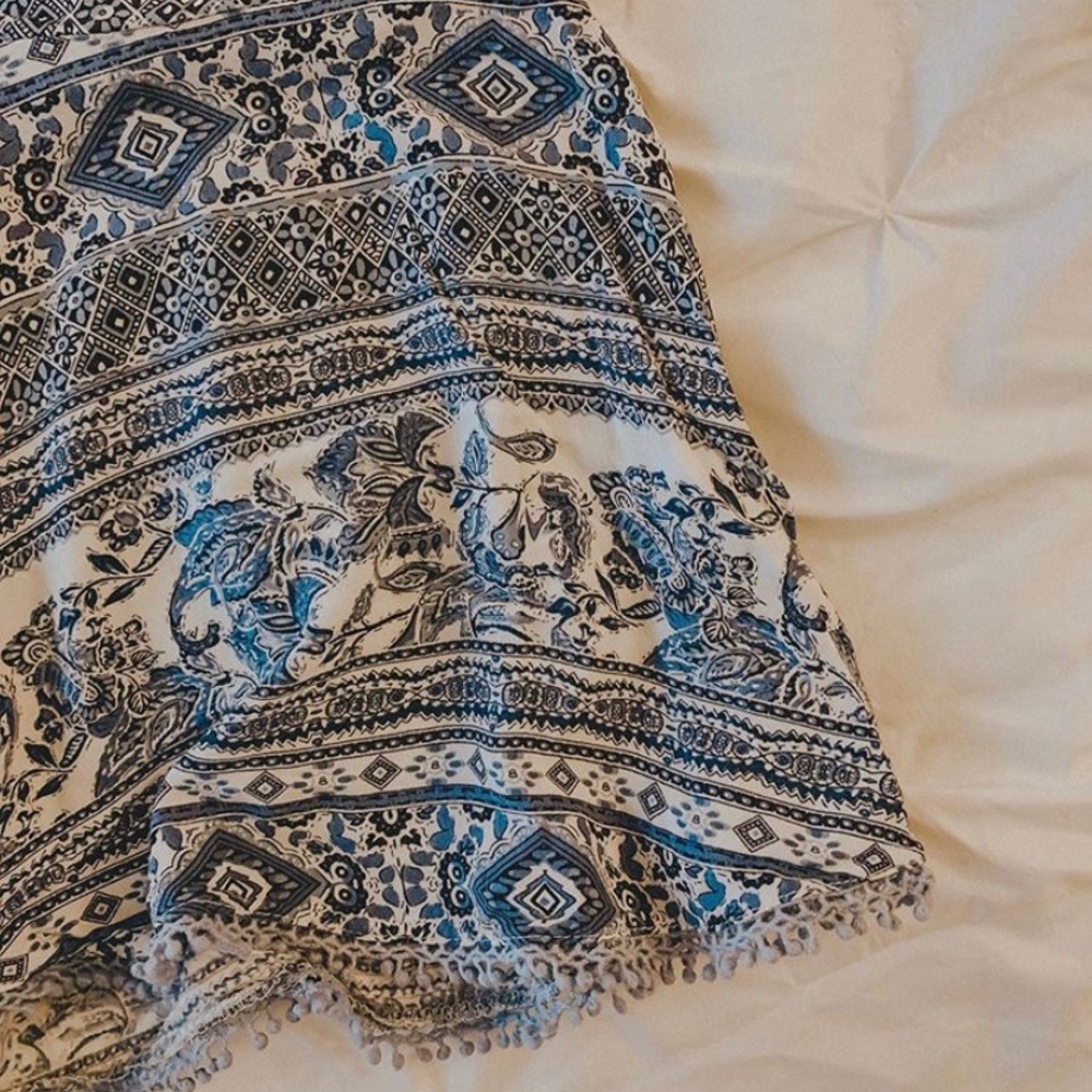 dressup boutique flowy shorts